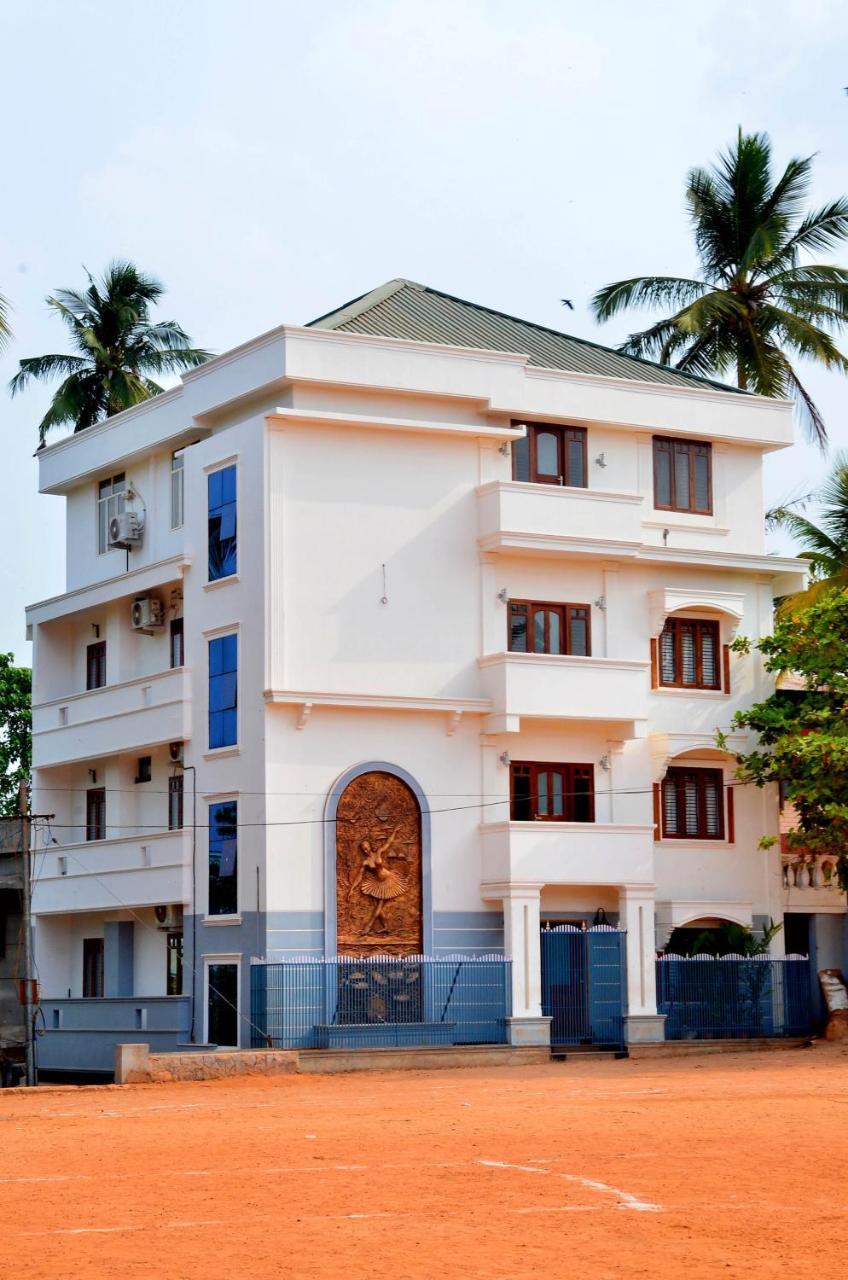 French Avenue Hotel Mahe Eksteriør billede